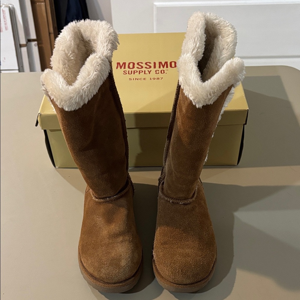 Mossimo Brown  Kallima Suede Boots with Faux Fur Lining